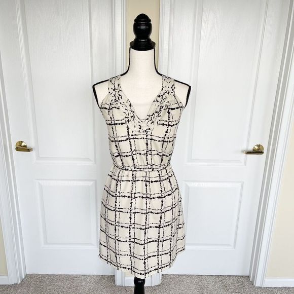 Ann Taylor LOFT 0P Petite Unique Neckline Dalmatian Plaid Black Crème Contrast B - Picture 1 of 14
